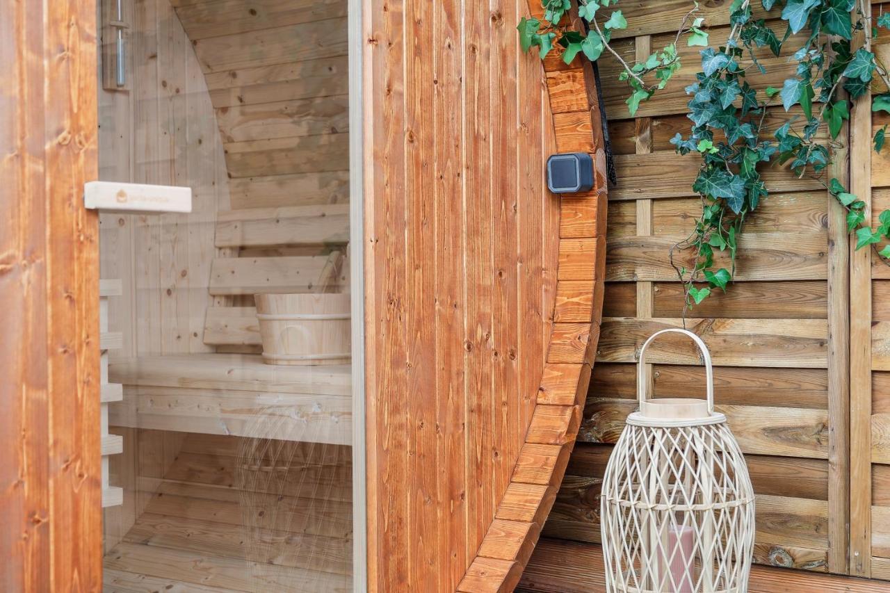 Suite Luxueuse Avec Jardin Prive Sauna Et Jacuzzi París Exterior foto